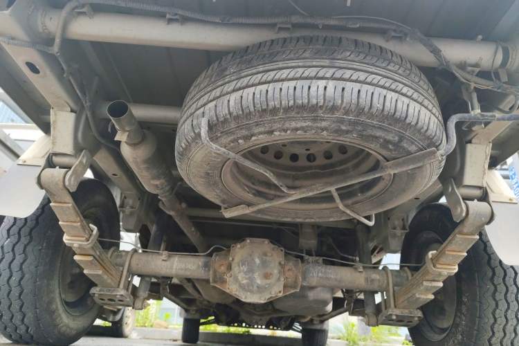 Used Wuling Rongguang New Truck 2019 1.8L Double-Cab China VI Standard LJ479Q6 Chassis Rear