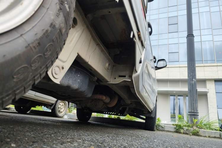 Used Wuling Rongguang New Truck 2019 1.8L Double-Cab China VI Standard LJ479Q6 Chassis Rear Right
