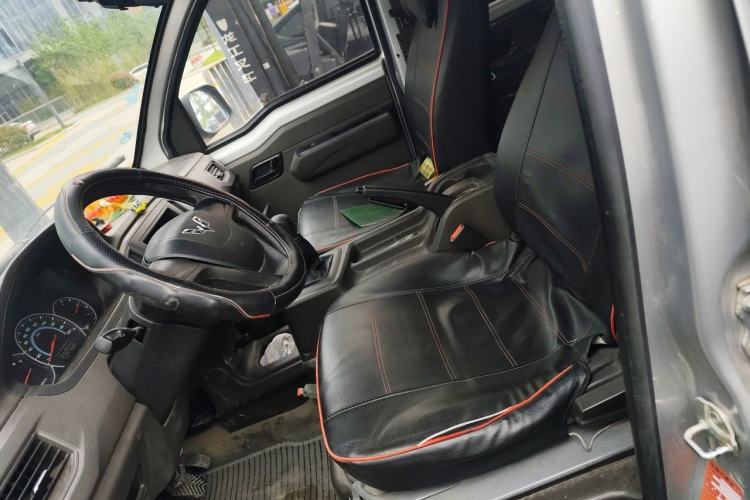 Used Wuling Rongguang New Truck 2019 1.8L Double-Cab China VI Standard LJ479Q6 Left Front Seat