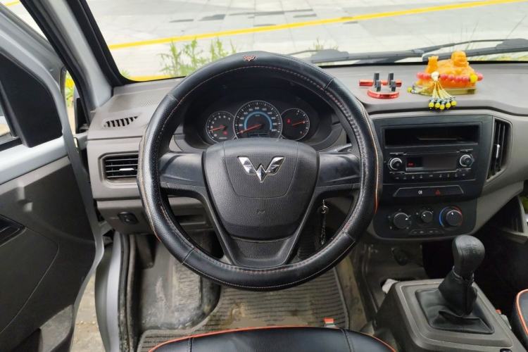 Used Wuling Rongguang New Truck 2019 1.8L Double-Cab China VI Standard LJ479Q6 Steering Wheel