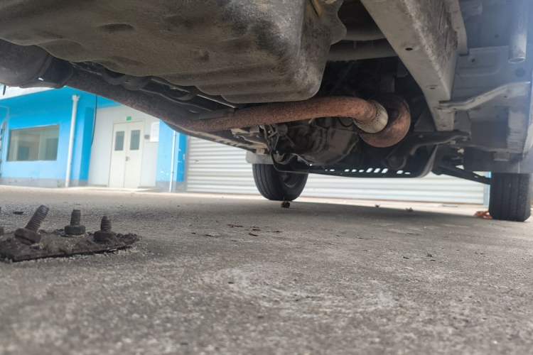 Used Wuling Rongguang New Truck 2019 1.8L Single-Row China VI LJ479Q6 Chassis Rear Right