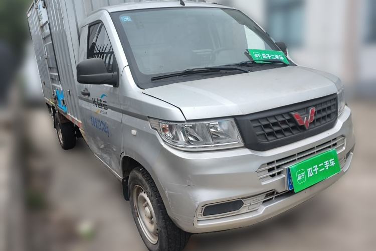 Used Wuling Rongguang New Truck 2019 1.8L Single-Row China VI LJ479Q6 Front Right 45 Deg