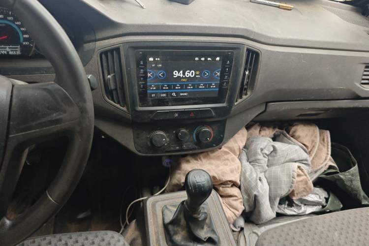 Used Wuling Rongguang New Truck 2019 1.5L Single-Row China VI L3C Audio And AC Panel