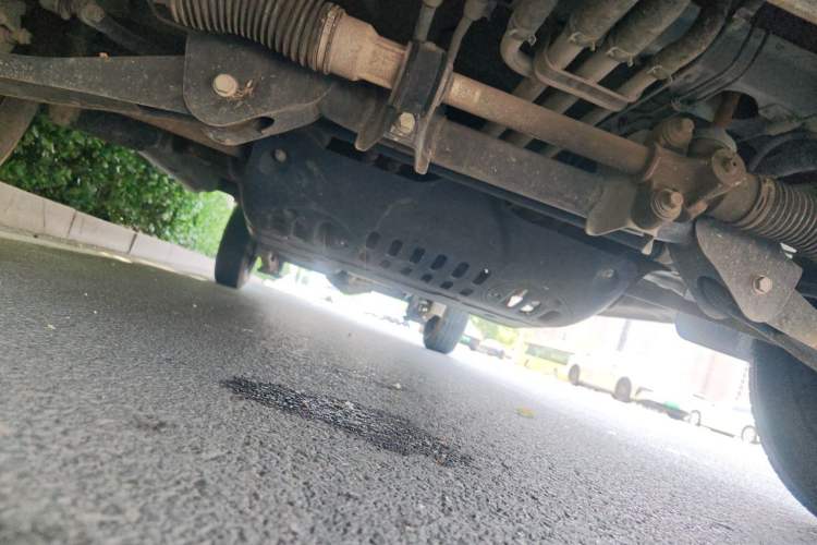 Used Wuling Rongguang New Truck 2019 1.5L Double-Cab L3C Chassis Front