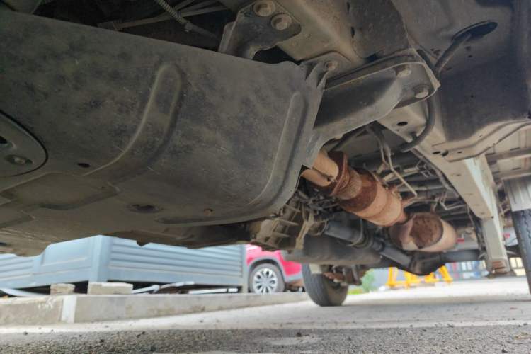 Used Wuling Rongguang New Truck 2019 1.5L Single-Row China VI L3C Chassis Front Left