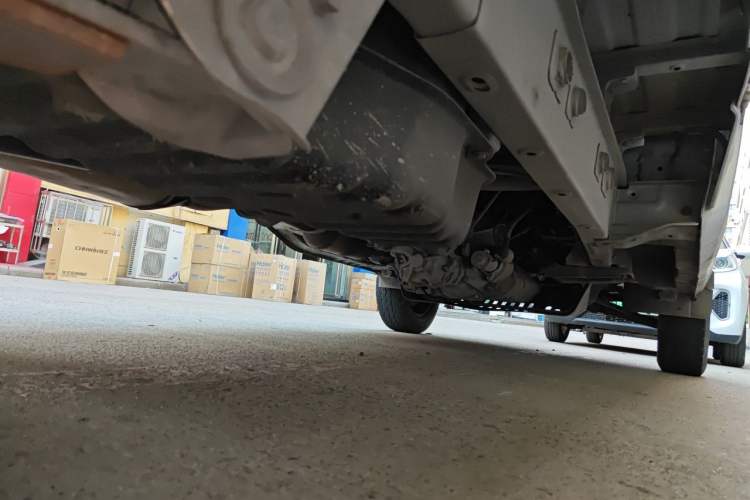 Used Wuling Rongguang New Truck 2019 1.5L Single-Row China VI L3C Chassis Rear Right