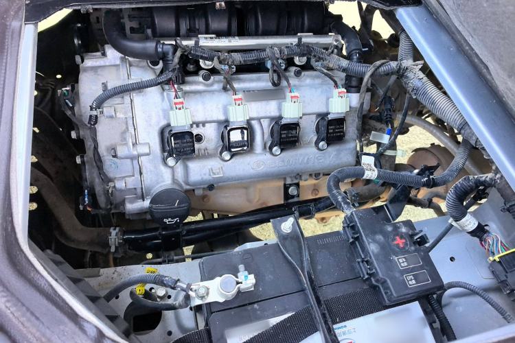 Used Wuling Rongguang New Truck 2019 1.5L Single-Row China VI L3C Engine Bay