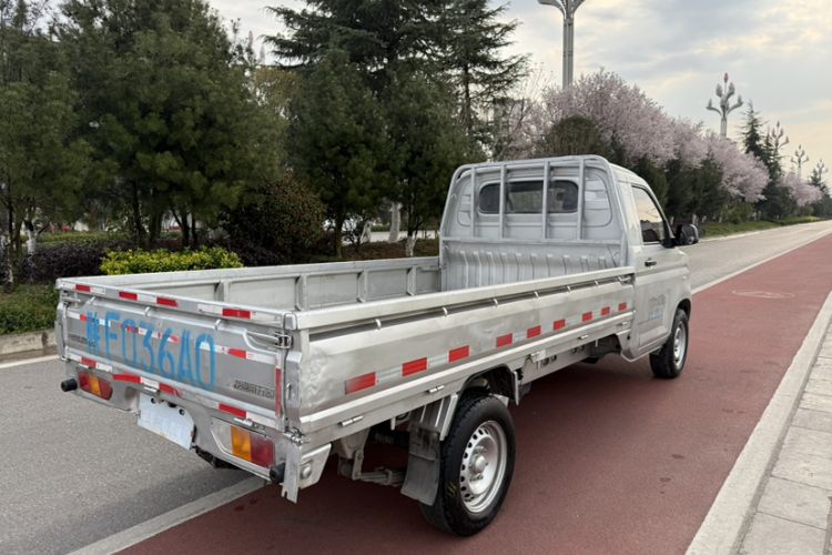 Used Wuling Rongguang New Truck 2019 1.5L Single-Row China VI L3C Exterior 5