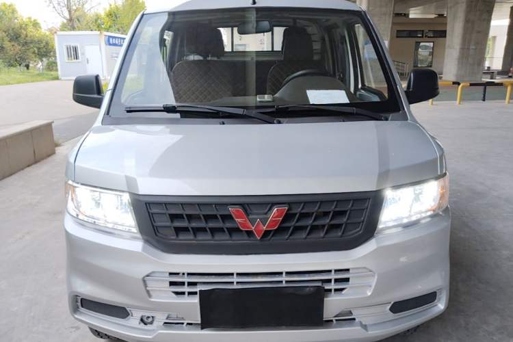 Used Wuling Rongguang New Truck 2019 1.8L Double-Cab China VI Standard LJ479Q6 Front