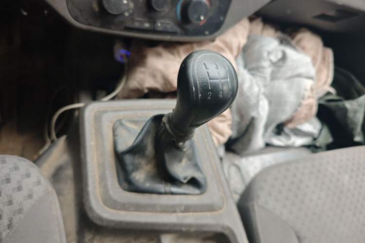Used Wuling Rongguang New Truck 2019 1.5L Single-Row China VI L3C Gear Lever