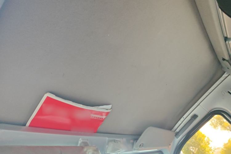 Used Wuling Rongguang New Truck 2019 1.5L Single-Row China VI L3C Headliner