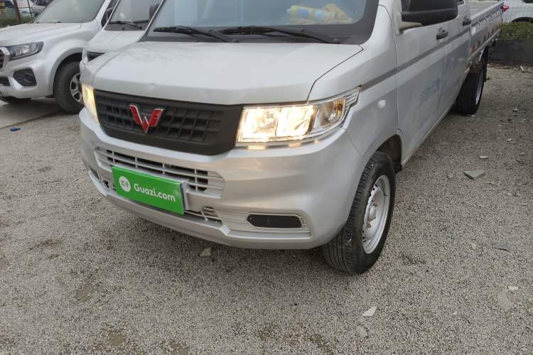 Used Wuling Rongguang New Truck 2019 1.5L Double-Cab China VI L3C Left Front Headlight