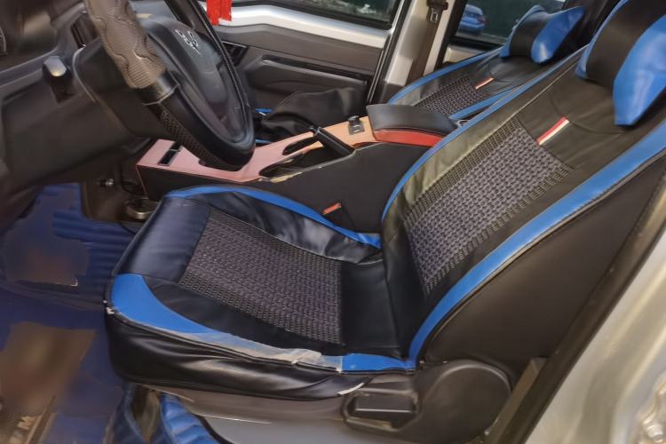 Used Wuling Rongguang New Truck 2019 1.8L Double-Cab China VI Standard LJ479Q6 Left Front Seat