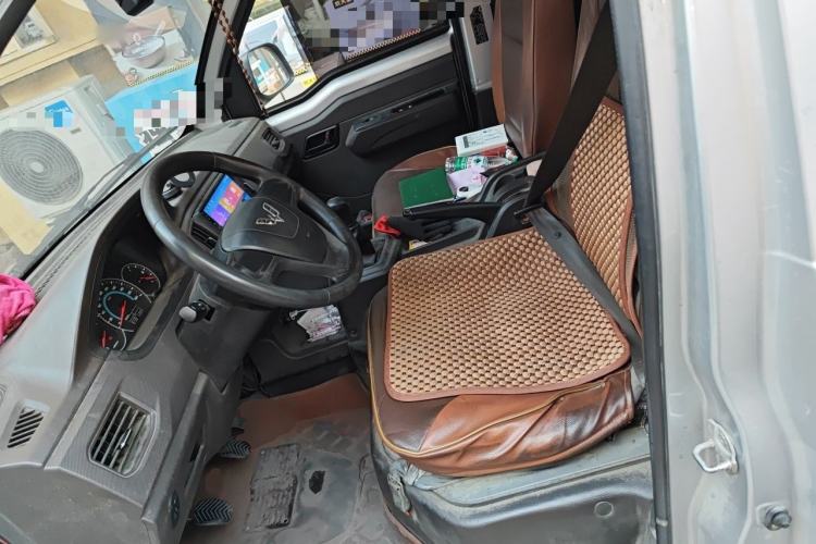 Used Wuling Rongguang New Truck 2019 1.5L Single-Row China VI L3C Left Front Seat