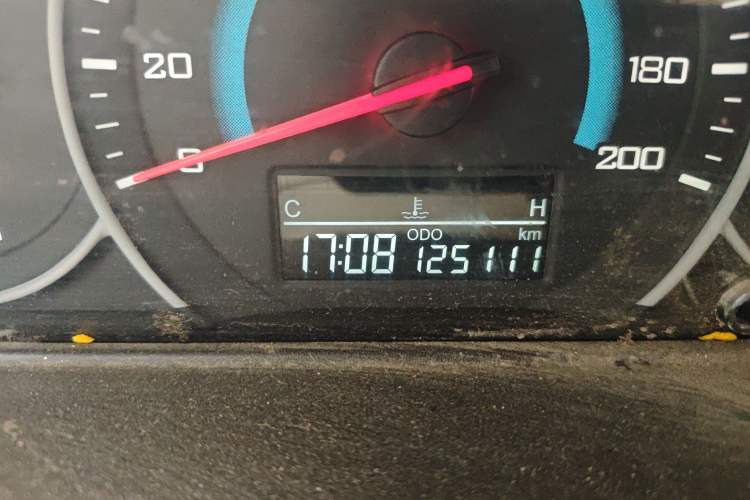 Used Wuling Rongguang New Truck 2019 1.8L Single-Row China VI LJ479Q6 Odometer Close Up