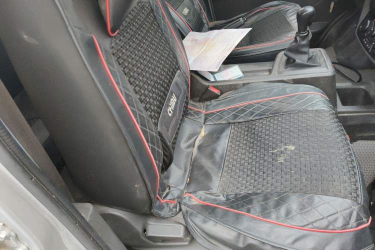 Used Wuling Rongguang New Truck 2019 1.5L Double-Cab China VI L3C Right Front Seat