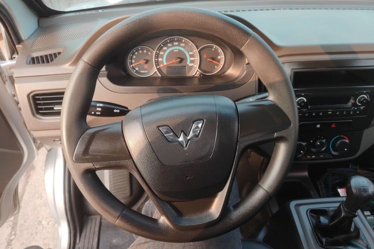 Used Wuling Rongguang New Truck 2019 1.8L Single-Row China VI LJ479Q6 Steering Wheel