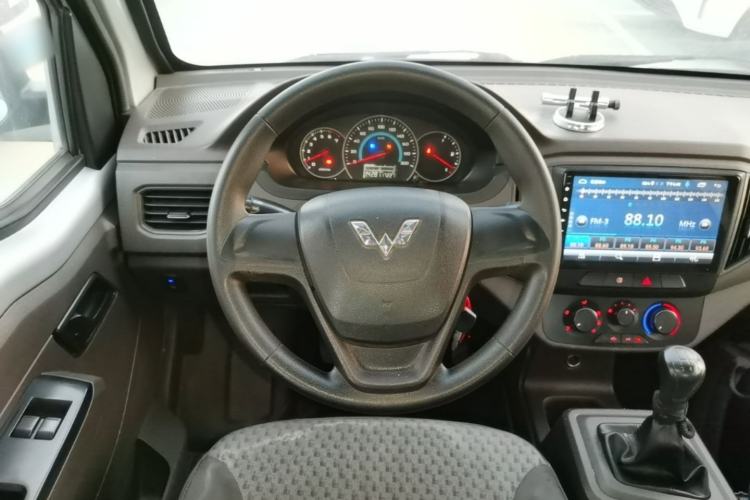 Used Wuling Rongguang New Truck 2019 1.8L Double-Cab China VI Standard LJ479Q6 Steering Wheel
