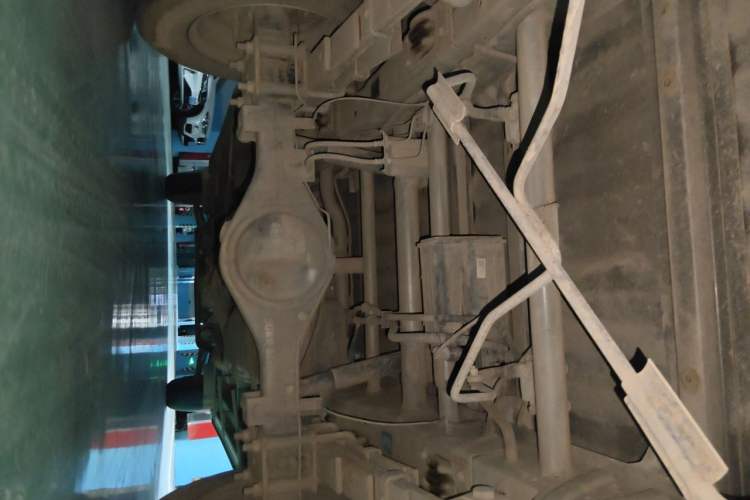 Used Wuling Rongguang New Truck 2021 1.8L Comfort-Grade Double-Cab Dual Rear Wheels LJ479Q6 Chassis Rear