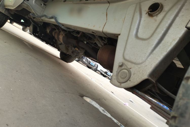 Used Wuling Rongguang New Truck 2021 1.5L Rural Version LV1 Extended Single-Row L3C Chassis Rear Left
