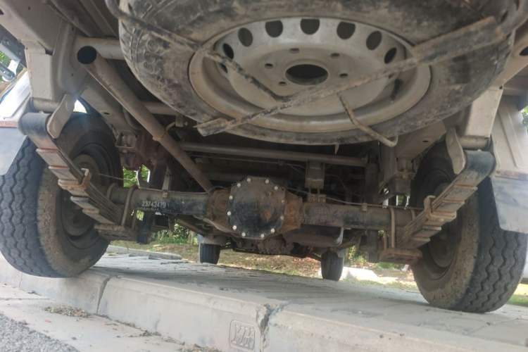 Used Wuling Rongguang New Truck 2021 1.5L Rural Version LV1 Extended Double-Cab L3C Chassis Rear