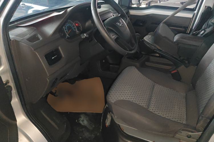 Used Wuling Rongguang New Truck 2021 1.8L Base Model Single-Row Double Rear Wheels LJ479Q6 Driver Seat
