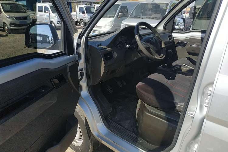 Used Wuling Rongguang New Truck 2021 1.5L Rural Version LV1 Extended Double-Cab L3C Driver Seat