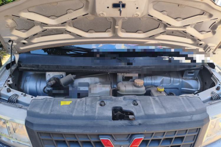 Used Wuling Rongguang New Truck 2021 1.8L Rural Version LV1 Extended Double-Cab LJ479Q6 Engine Bay