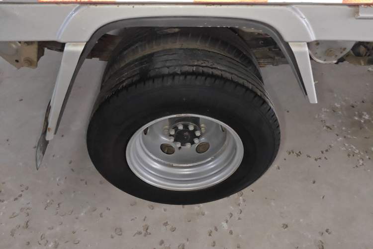 Used Wuling Rongguang New Truck 2021 1.8L Base Model Single-Row Double Rear Wheels LJ479Q6 Exterior 5