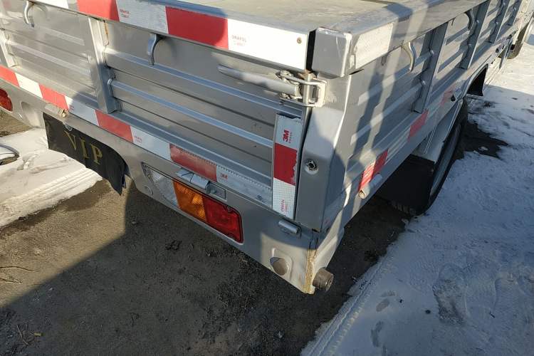 Used Wuling Rongguang New Truck 2021 1.8L Comfort-Grade Double-Cab Dual Rear Wheels LJ479Q6 Exterior 6