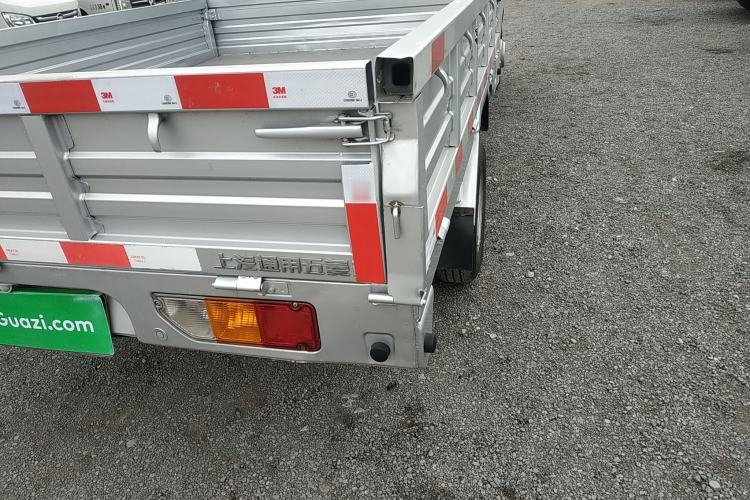 Used Wuling Rongguang New Truck 2021 1.8L Base Model Double-Cab with Dual Rear Wheels LJ479Q6 Exterior 6