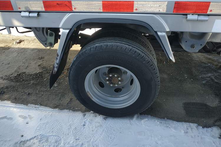 Used Wuling Rongguang New Truck 2021 1.8L Comfort-Grade Double-Cab Dual Rear Wheels LJ479Q6 Exterior 8