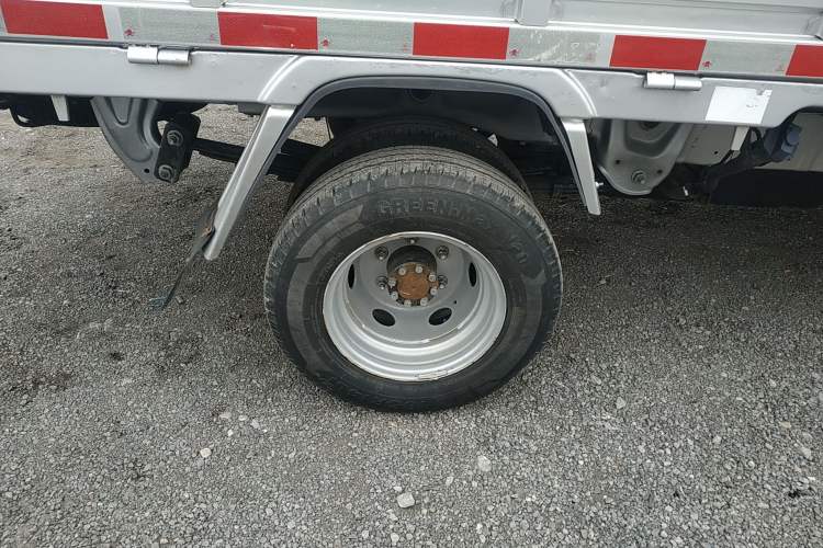 Used Wuling Rongguang New Truck 2021 1.8L Base Model Double-Cab with Dual Rear Wheels LJ479Q6 Exterior 8