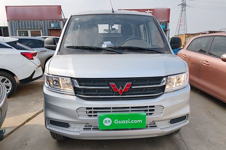 Used Wuling Rongguang New Truck 2021 1.8L Base Model Double-Cab with Dual Rear Wheels LJ479Q6 Front