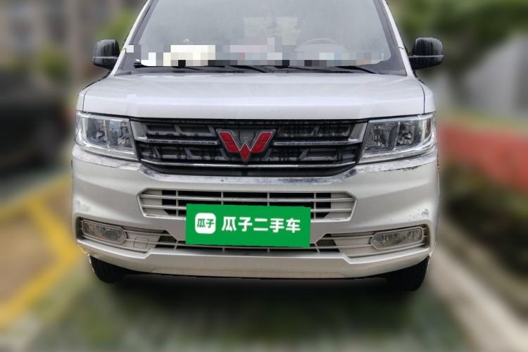 Used Wuling Rongguang New Truck 2021 1.8L Comfort-Grade Double-Cab Dual Rear Wheels LJ479Q6 Front