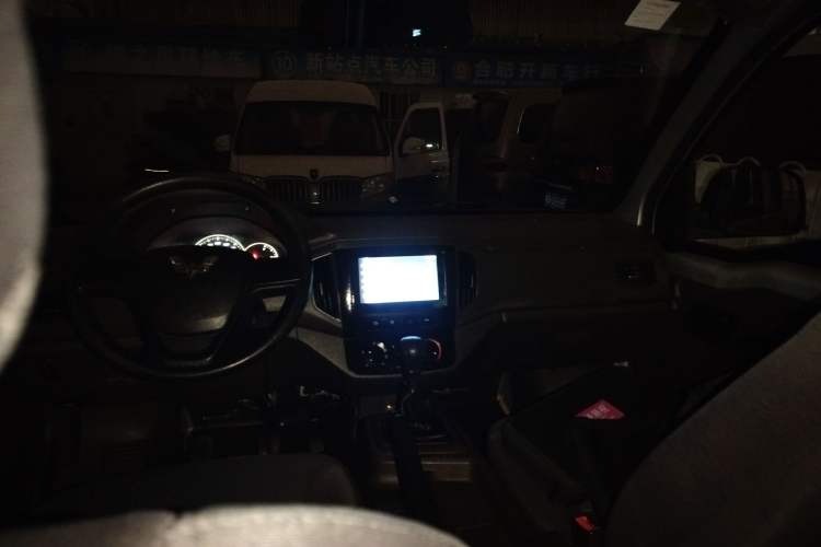 Used Wuling Rongguang New Truck 2021 1.5L Rural Version LV1 Extended Double-Cab L3C Headliner