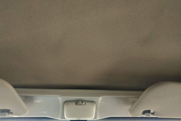 Used Wuling Rongguang New Truck 2021 1.5L Rural Version LV1 Extended Double-Cab L3C Headliner