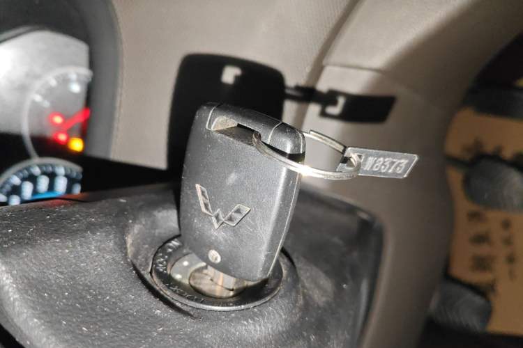 Used Wuling Rongguang New Truck 2021 1.8L Base Model Single-Row Double Rear Wheels LJ479Q6 Interior 1