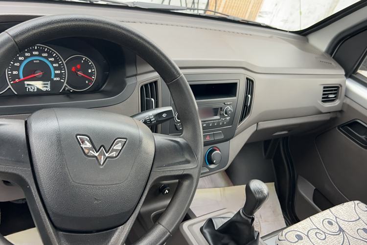 Used Wuling Rongguang New Truck 2021 1.8L Base Model Single-Row Double Rear Wheels LJ479Q6 Interior 3