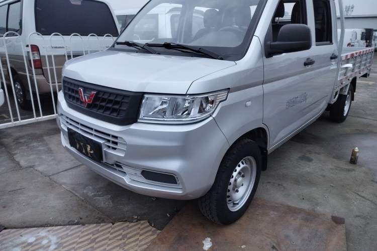 Used Wuling Rongguang New Truck 2021 1.5L Rural Version LV1 Extended Double-Cab L3C Left Front Headlight