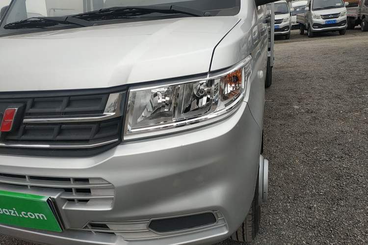 Used Wuling Rongguang New Truck 2021 1.8L Base Model Double-Cab with Dual Rear Wheels LJ479Q6 Left Front Headlight