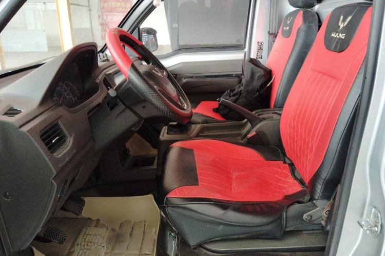 Used Wuling Rongguang New Truck 2021 1.8L Comfort Single-Row Double Rear Wheels LJ479Q6 Left Front Seat
