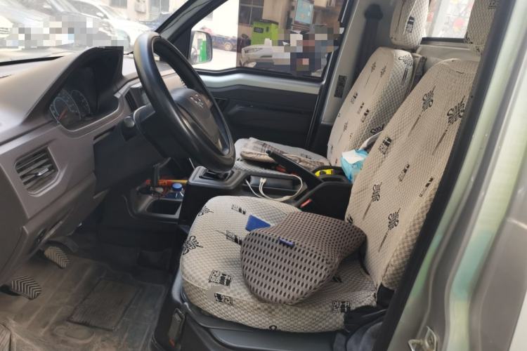 Used Wuling Rongguang New Truck 2021 1.5L Rural Version LV1 Extended Single-Row L3C Left Front Seat