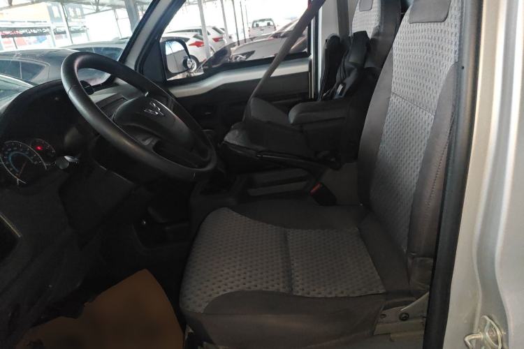 Used Wuling Rongguang New Truck 2021 1.8L Base Model Single-Row Double Rear Wheels LJ479Q6 Left Front Seat