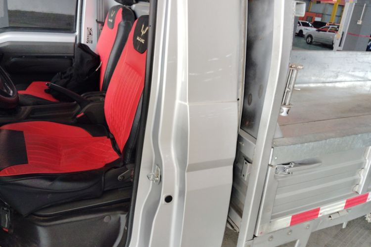 Used Wuling Rongguang New Truck 2021 1.8L Comfort Single-Row Double Rear Wheels LJ479Q6 Left Rear Seat