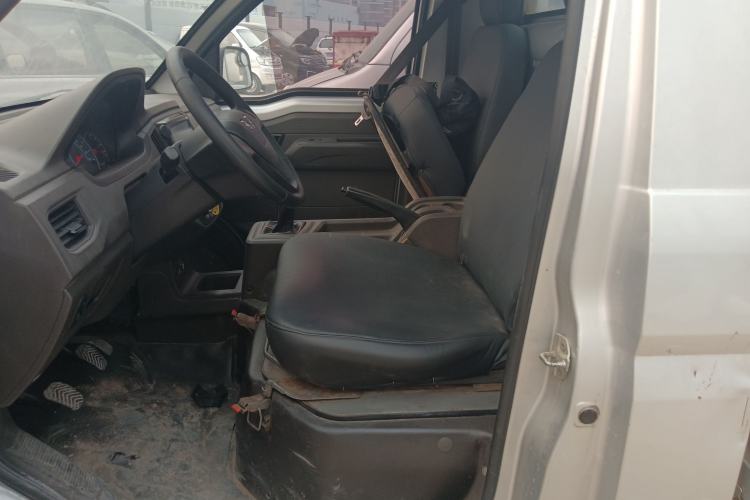 Used Wuling Rongguang New Truck 2021 1.8L "Rural Areas" Edition LV1 Extended Single-Row LJ479Q6 Left Rear Seat