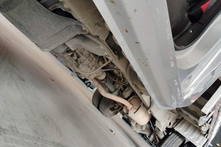 Used Wuling Rongguang New Truck 2021 1.8L Comfort Single-Row Double Rear Wheels LJ479Q6 Left Side Sill