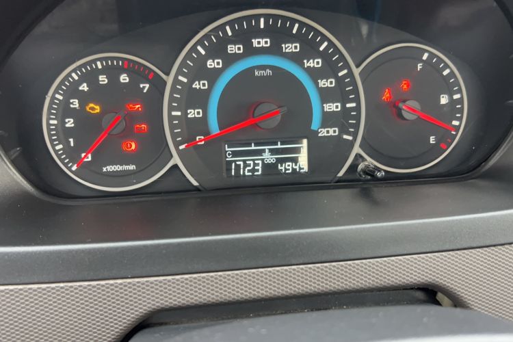 Used Wuling Rongguang New Truck 2021 1.8L Base Model Single-Row Double Rear Wheels LJ479Q6 Odometer Close Up