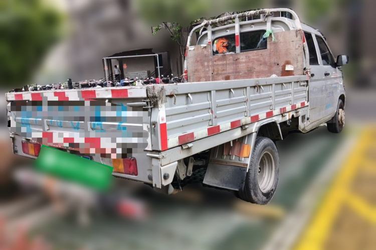Used Wuling Rongguang New Truck 2021 1.8L Comfort-Grade Double-Cab Dual Rear Wheels LJ479Q6 Rear Right 45 Deg