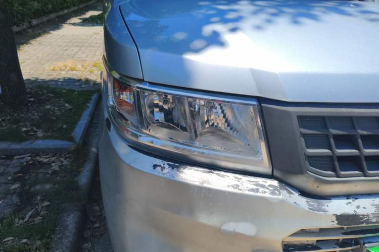 Used Wuling Rongguang New Truck 2021 1.8L Rural Version LV1 Extended Double-Cab LJ479Q6 Right Front Headlight